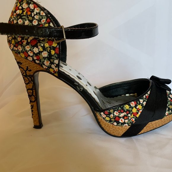 "Not Rated" high heeled shoes   from Balisi (Size 9) - Picture 1 of 6